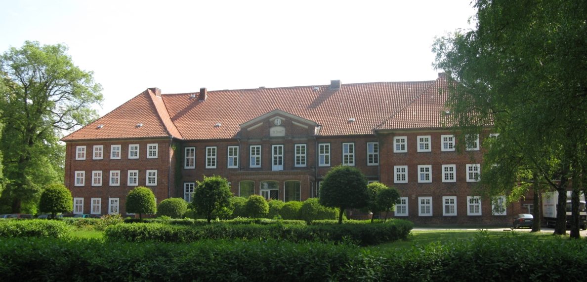 Schloss Dreilützow Unterwegs in MV
